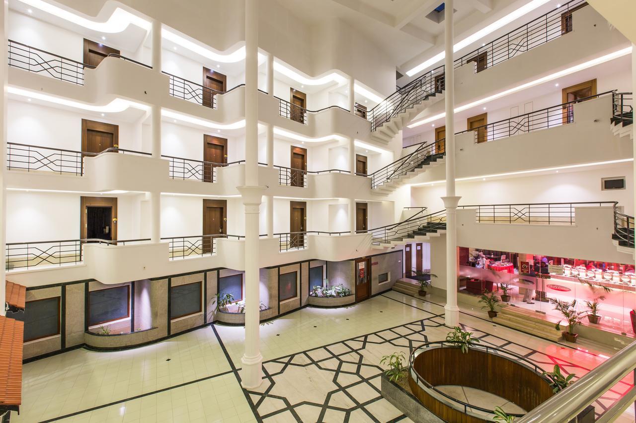 Hotel Hemala Karūr Exterior foto